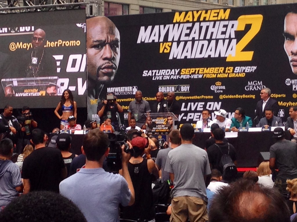 Mayweather speaking to the crowd in Times Square